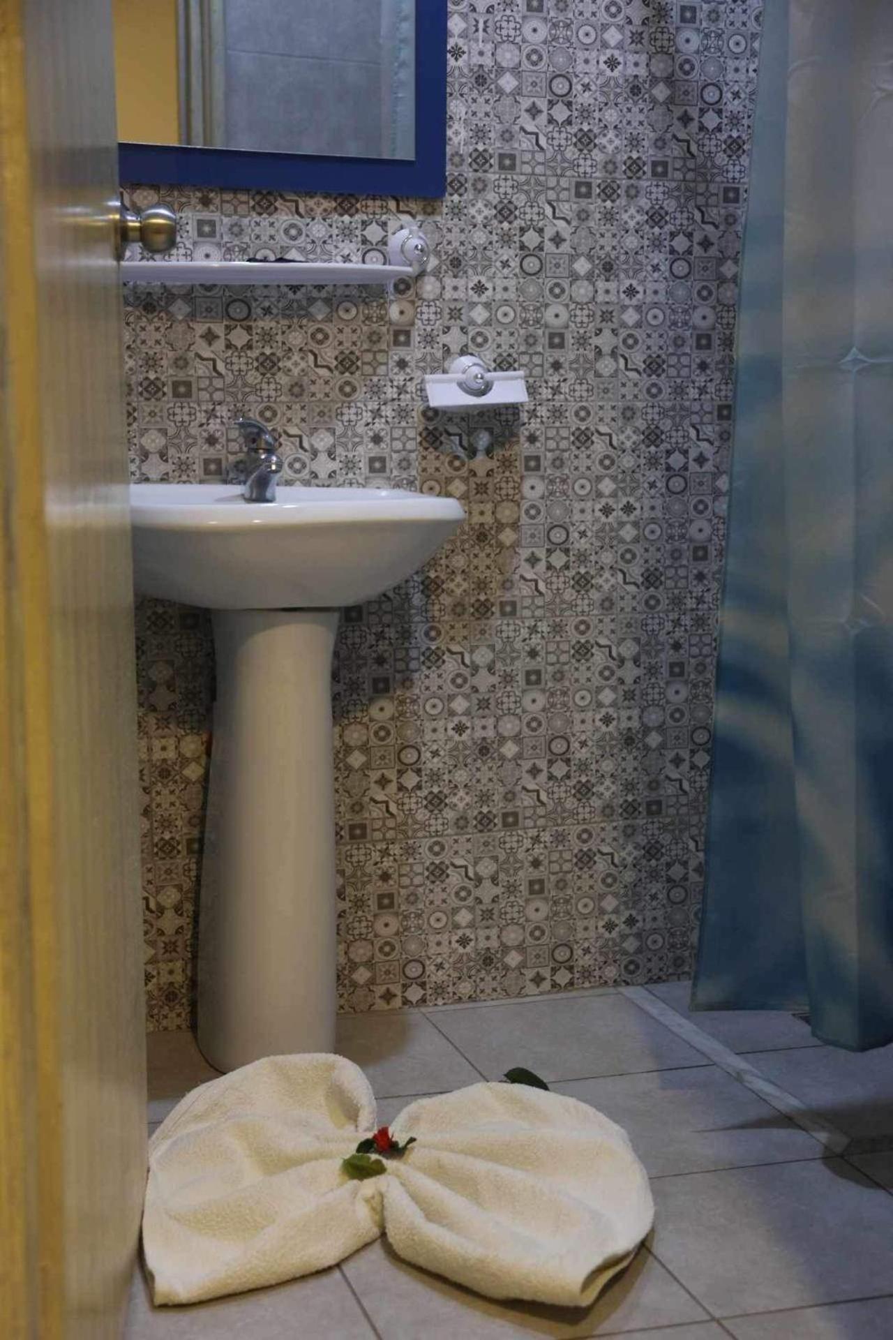 Hotel Amine Сфакс Екстериор снимка