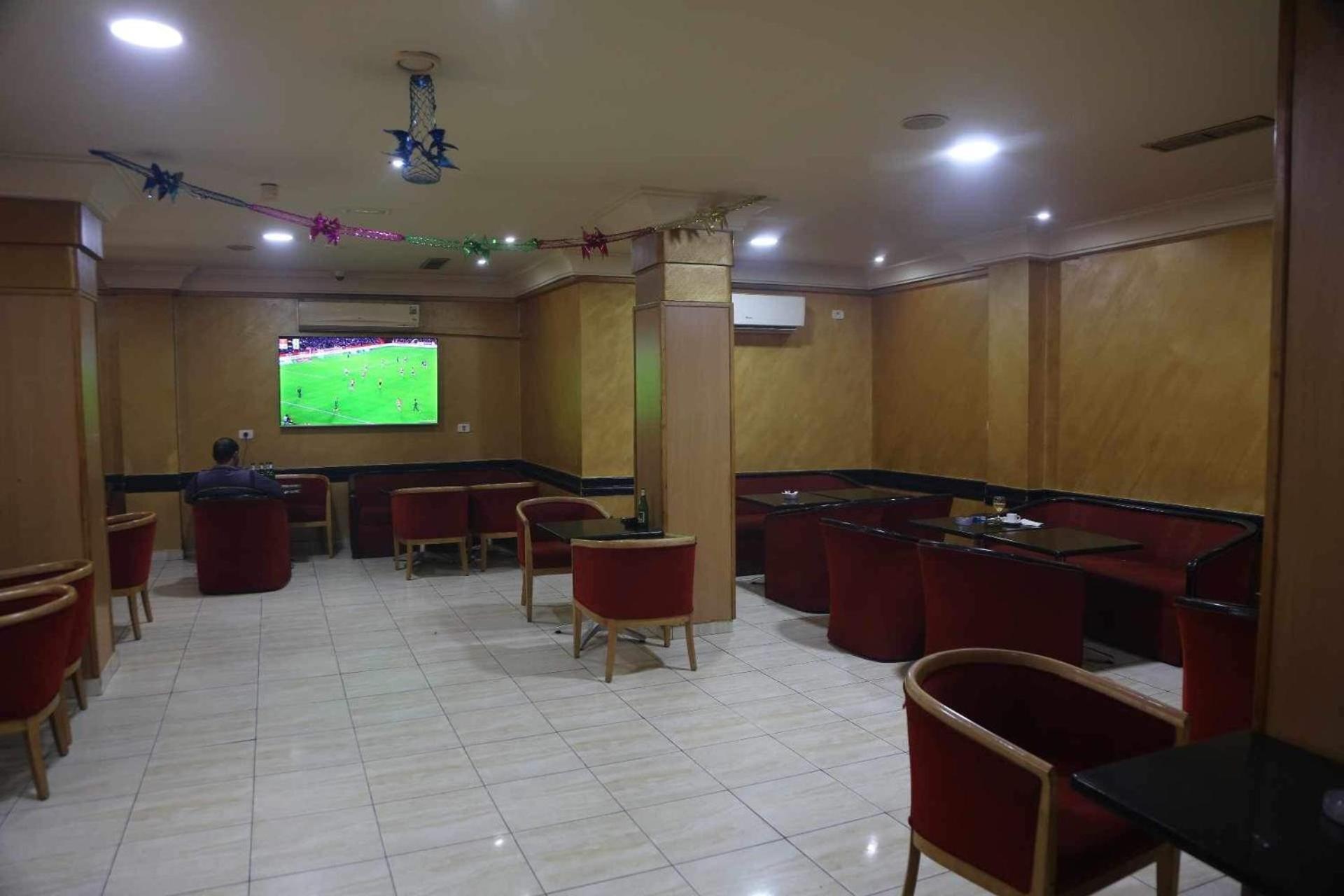 Hotel Amine Сфакс Екстериор снимка