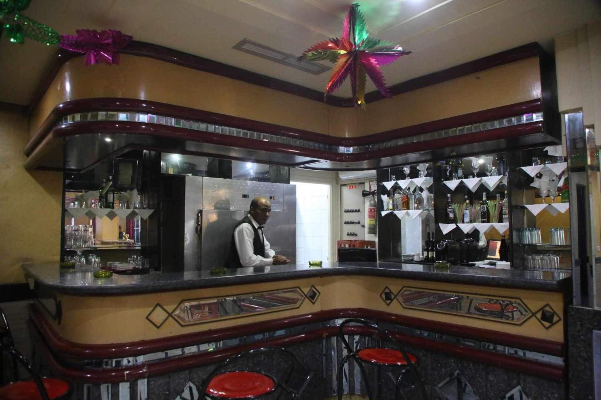 Hotel Amine Сфакс Екстериор снимка