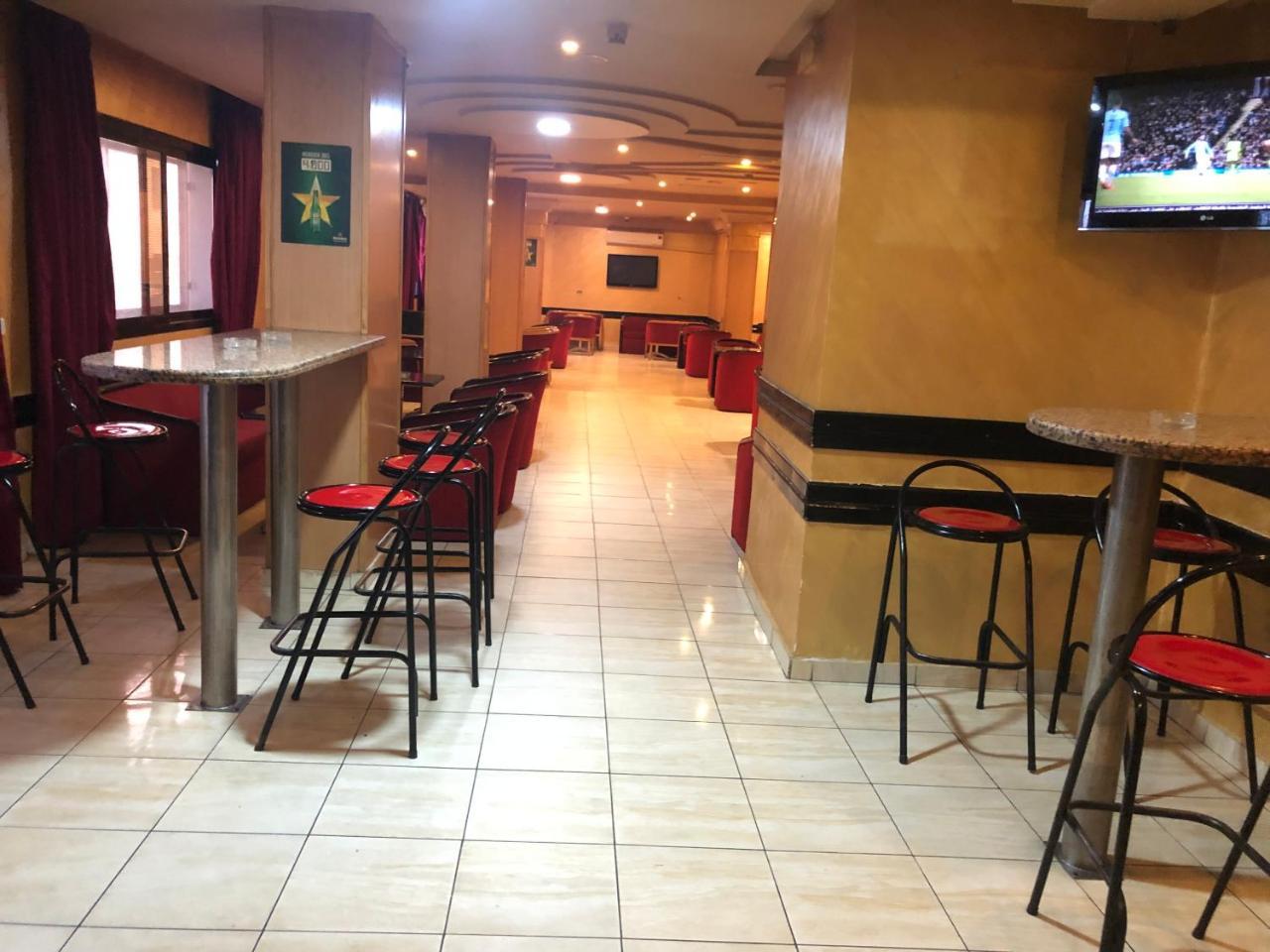 Hotel Amine Сфакс Екстериор снимка